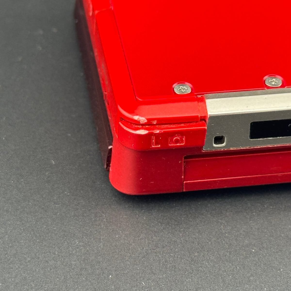 JPN Nintendo 3DS Char Red Gundam Console [CTR-001] (Region-Locked)