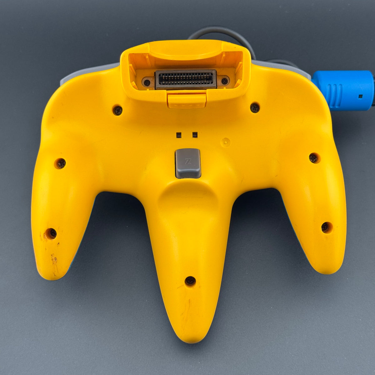 DAMAGED Nintendo 64 Pikachu Blue & Yellow Controller [NUS-005]