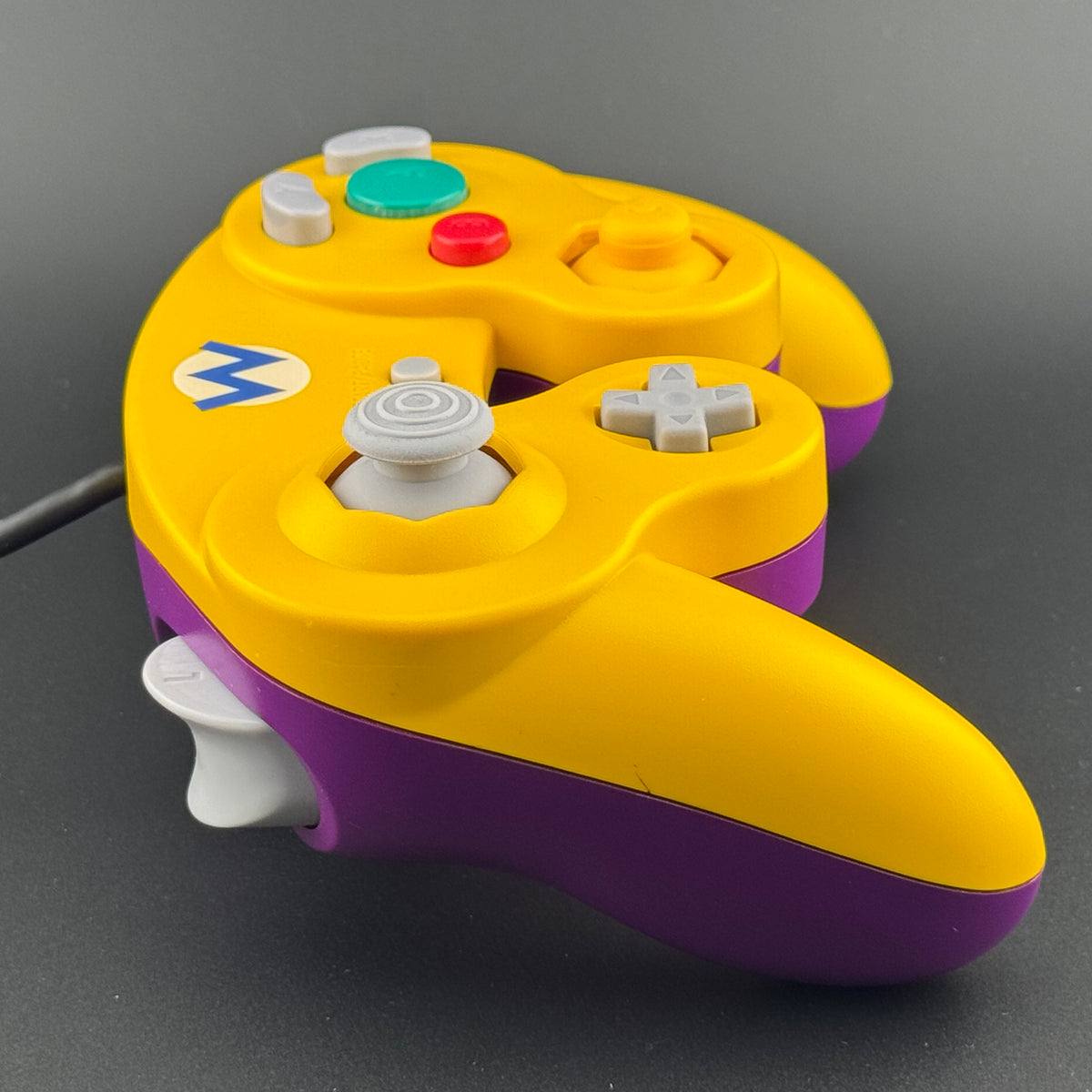 Club Nintendo Wario GameCube Controller [DOL-003]
