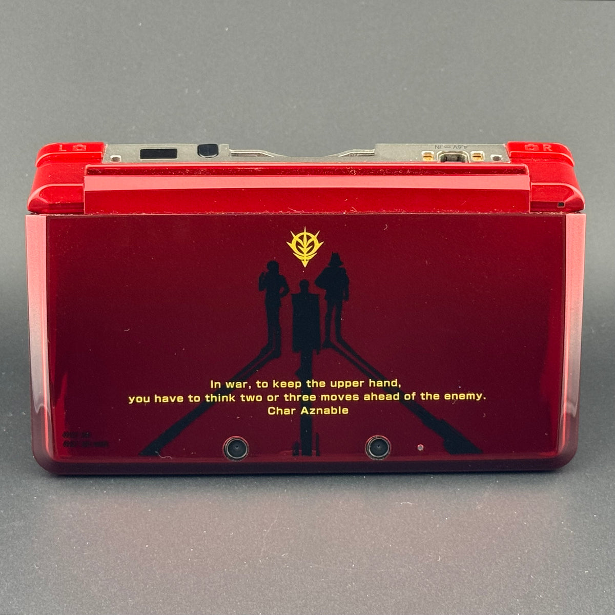 JPN Nintendo 3DS Char Red Gundam Console [CTR-001] (Region-Locked)