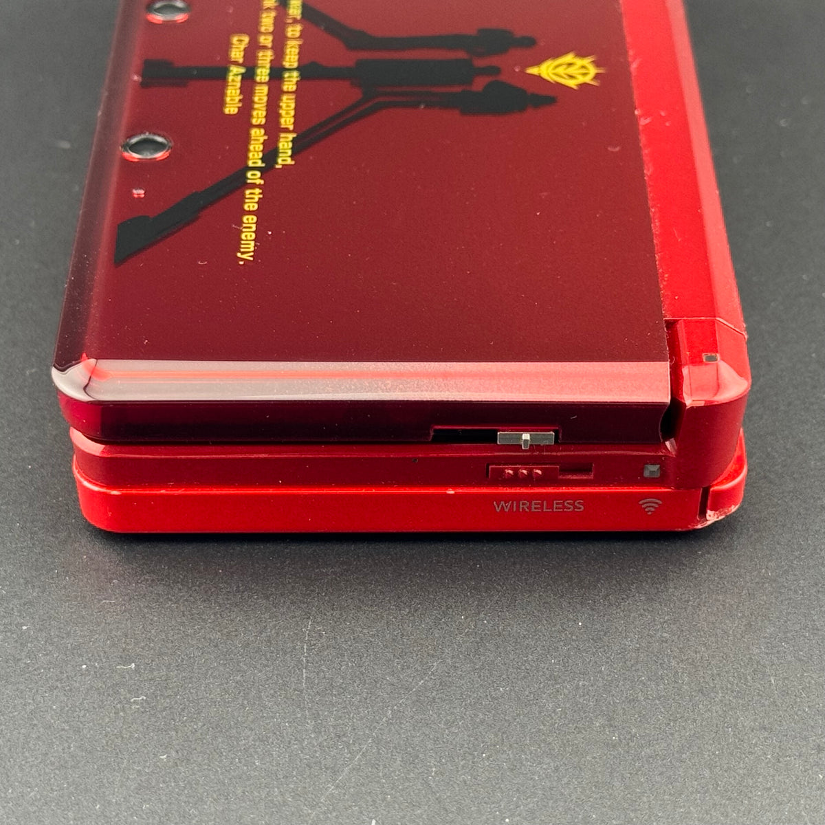 JPN Nintendo 3DS Char Red Gundam Console [CTR-001] (Region-Locked)
