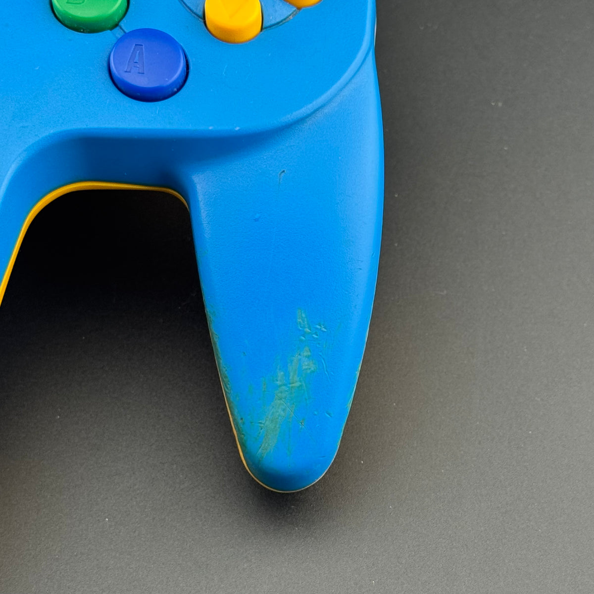 DAMAGED Nintendo 64 Pikachu Blue & Yellow Controller [NUS-005]