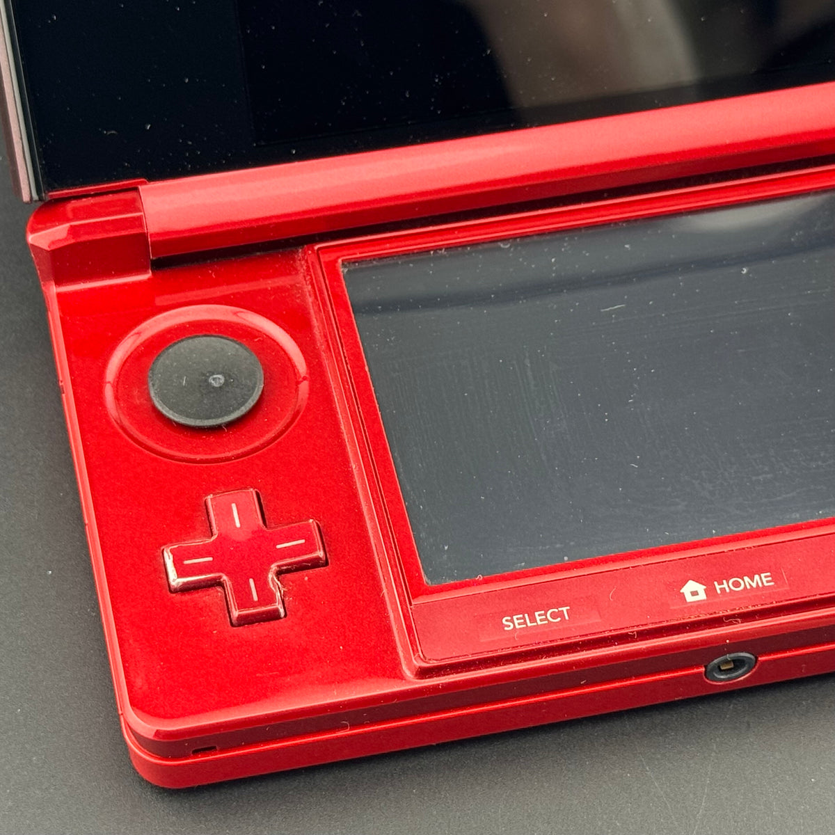 JPN Nintendo 3DS Char Red Gundam Console [CTR-001] (Region-Locked)